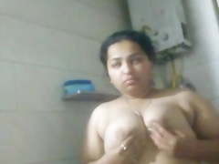 Chubby Indian girl ritika bhabi